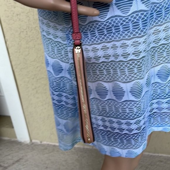 Coach Corner Zip Wristlet In Colorblock With Horse And Carriage - Picture 14 of 16